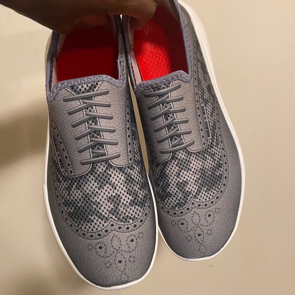 Psudo Men's Wingtip